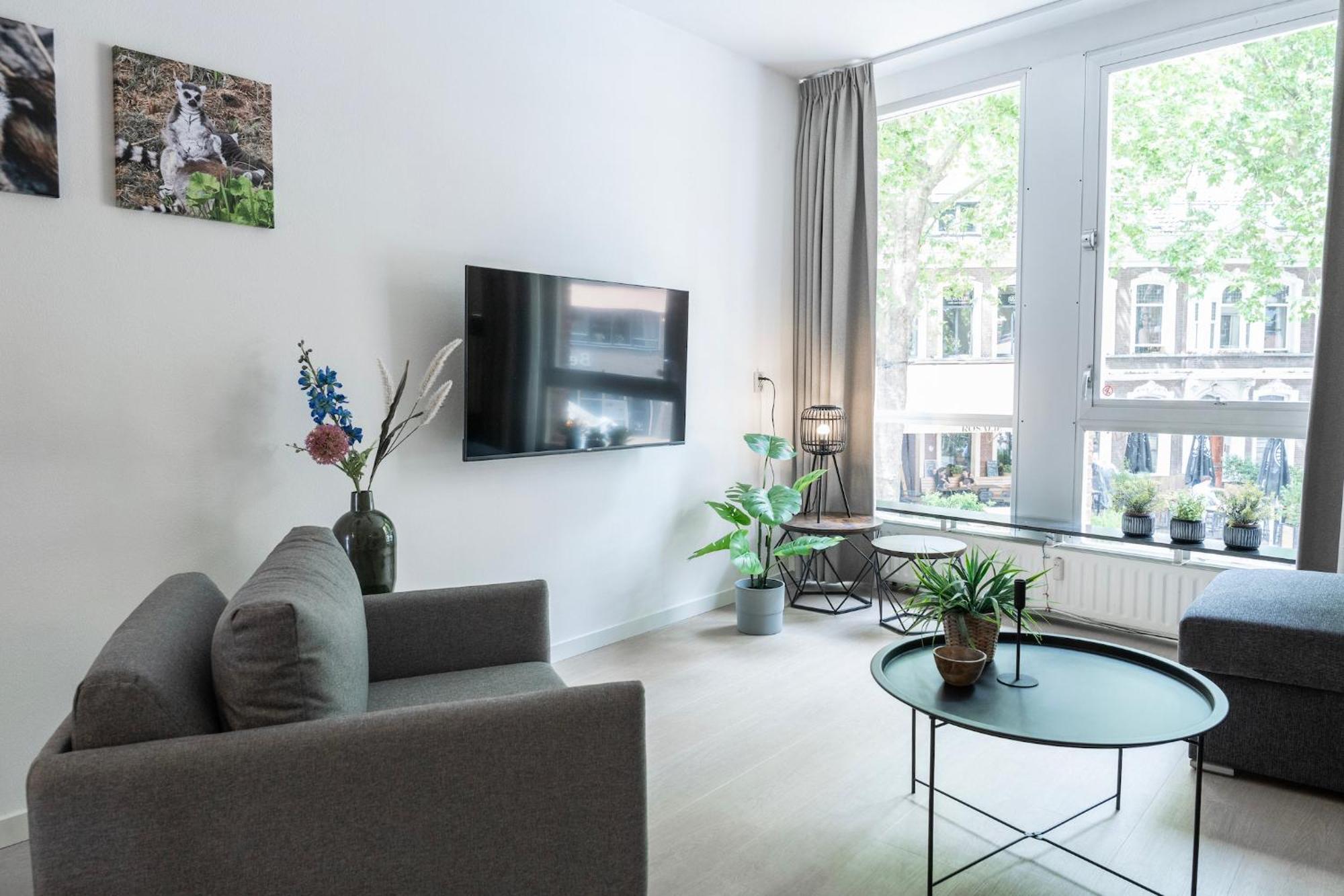 Prime Location Apt W Wifi & Near Poppodium 013 튈뷔르흐 외부 사진