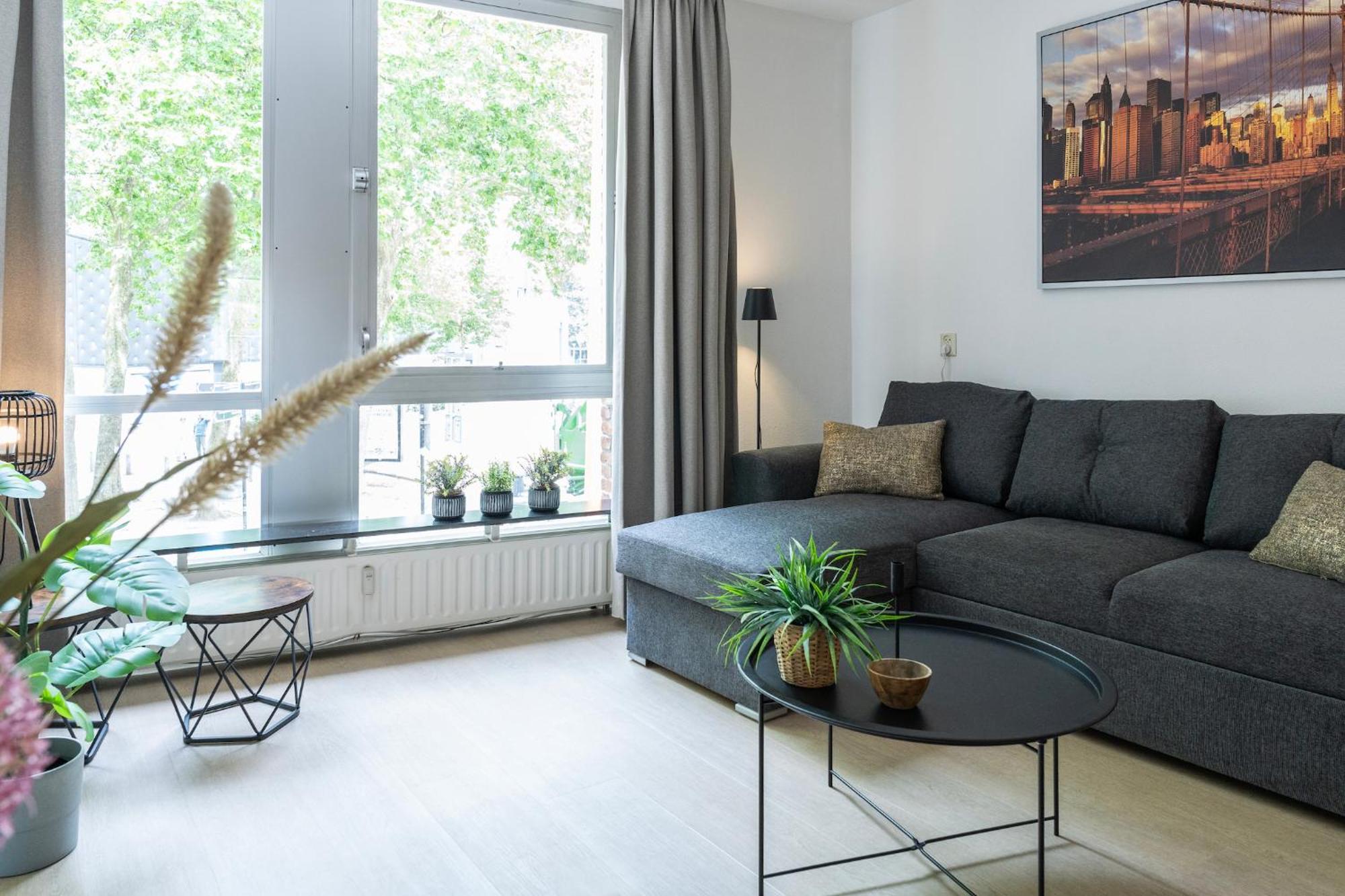 Prime Location Apt W Wifi & Near Poppodium 013 튈뷔르흐 외부 사진